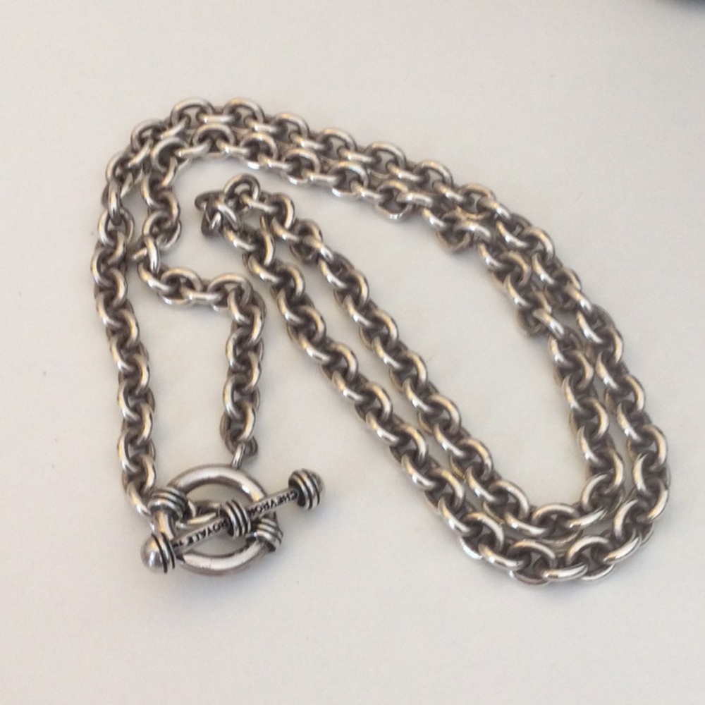 Chevron Royale Sterling Silver Toggle Chain Necklace